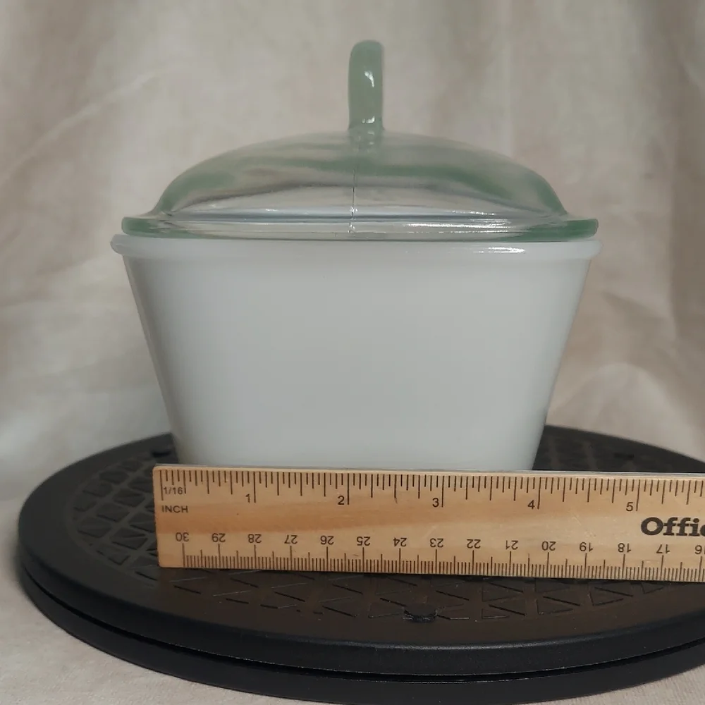 Vintage Jeannette Glasbake J-805 Milk Glass Loaf Dish W/ Lid UEC